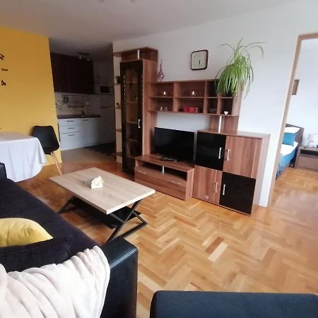 Apartman Relax - Free Public Parking Sarajevo Exterior photo
